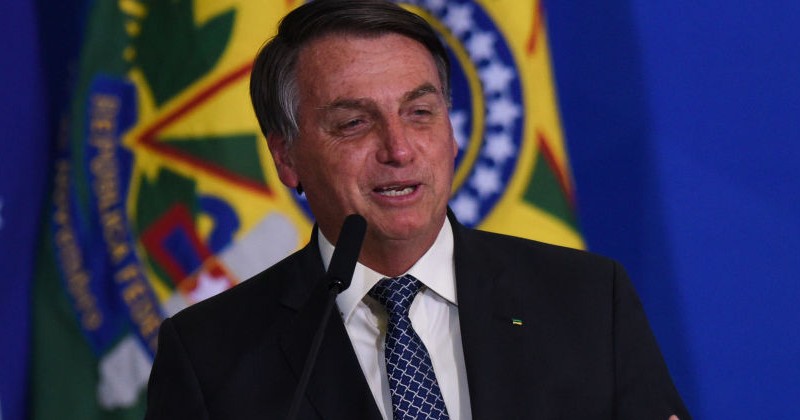 Bolsonaro Scolds Journalists on Corona: “When One of You Fat-Asses Catches it, the Chances of Surviv...