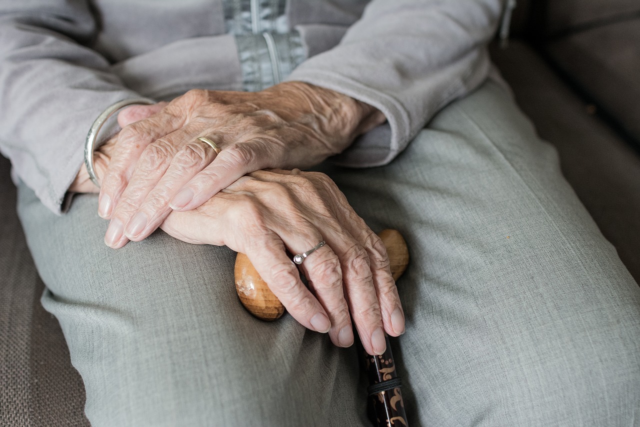 This former ‘vivacious & outgoing’ 95 year old died from despair and loneliness imposed by pandemic-...