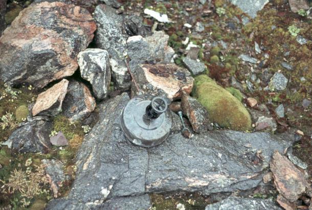 Brønlund's petroleum burner was found in 1973. (Jørn Ladegaard)