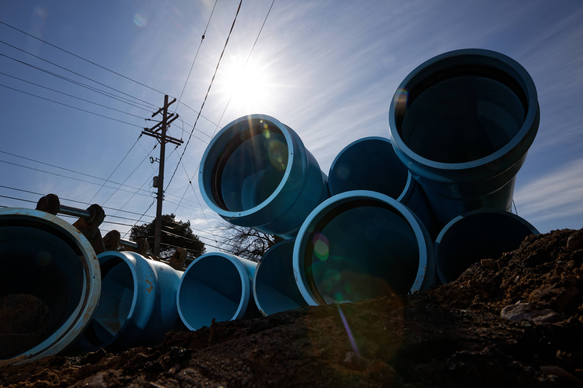 Flint Has Clean Water Now. Why Won’t People Drink It?