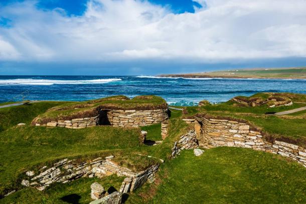 Stepping Back in Time at Skara Brae: A Neolithic Settlement in the Heart of Prehistoric Orkney