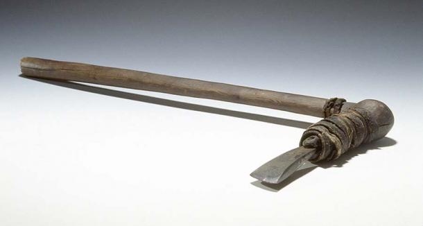 Experts claim that the copper for Ötzi the Iceman’s ax originally came from central Italy. (South Tyrol Museum of Archaeology)