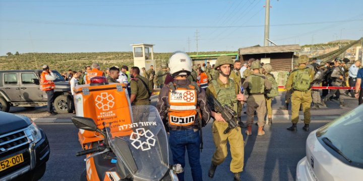 Clashes Reported Between IDF Soldiers and Residents of West Bank Town Where Tapuah Junction Terroris...