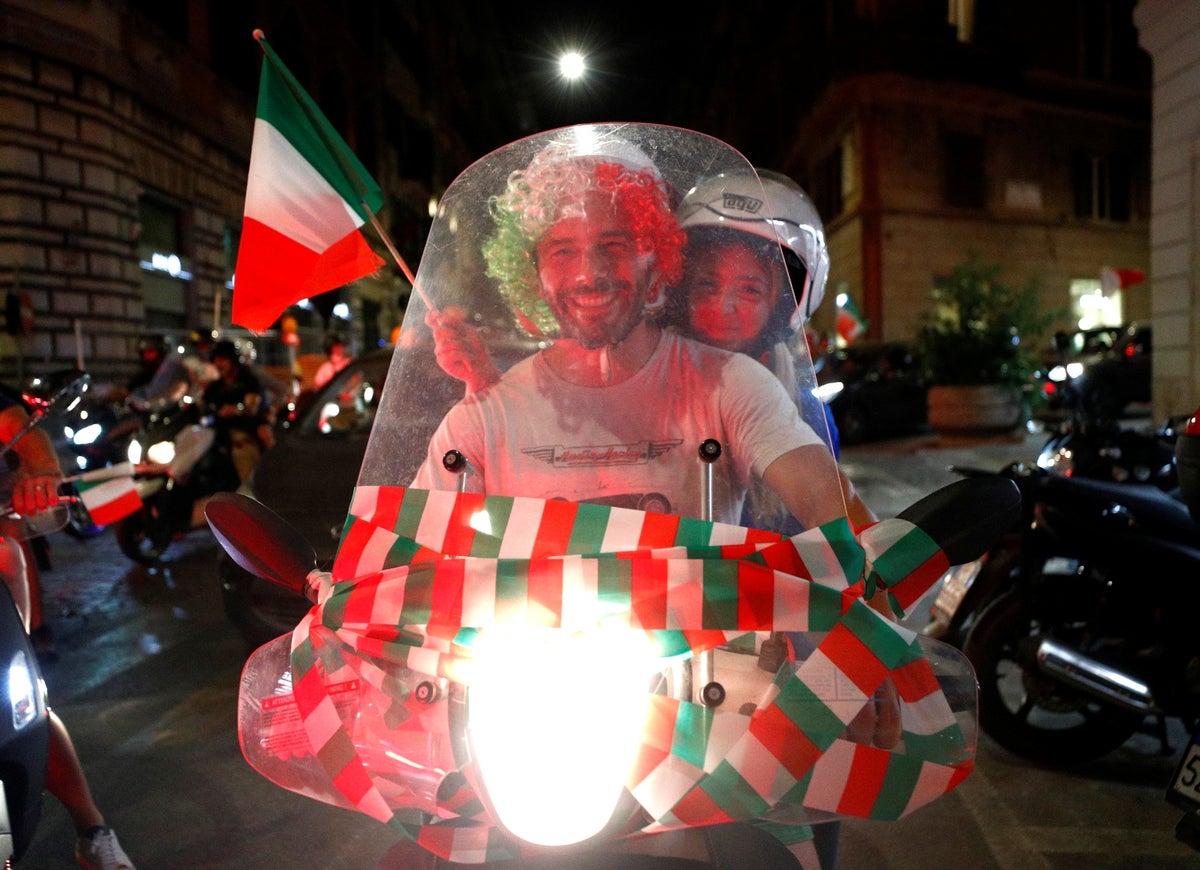 It came Rome! Italy erupts in celebration after dramatic Euro 2020 success