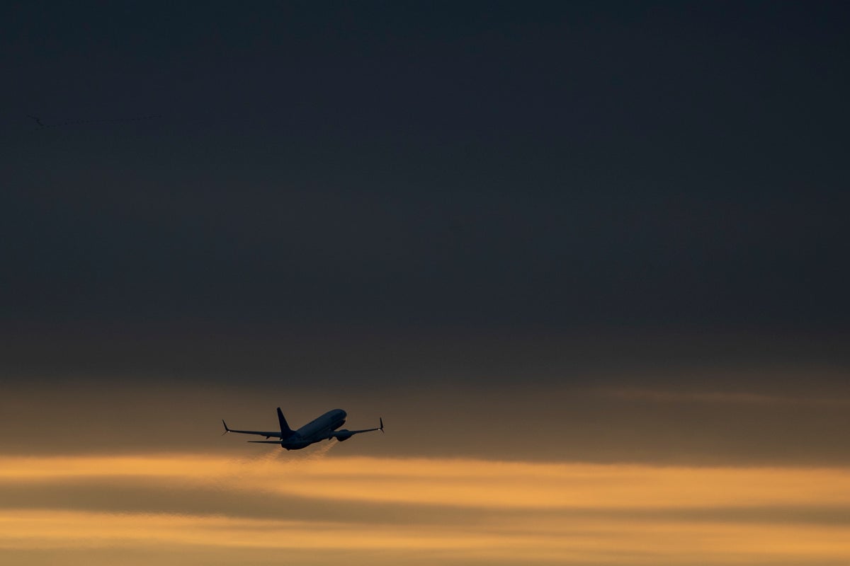 Russia passenger plane that went missing in Siberia found after hard landing with ‘all passengers al...