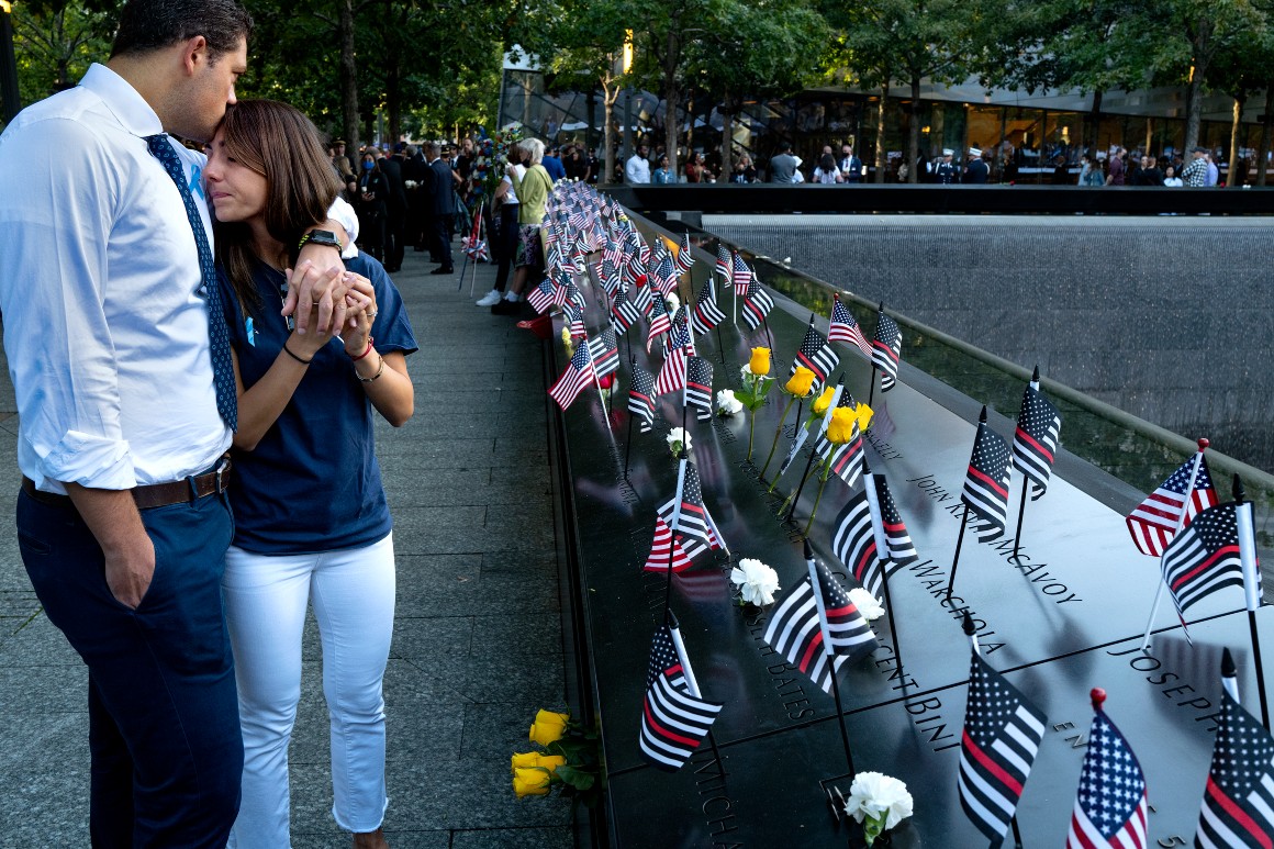 Biden, Obama, Clinton mark 9/11 in NYC with display of unity