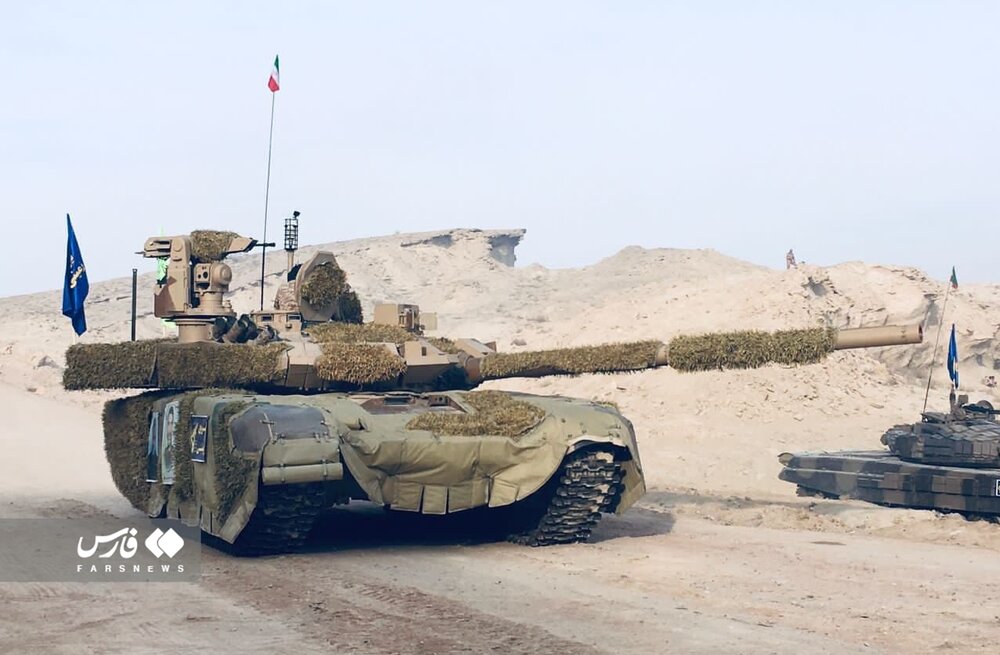 Iran puts into service new advanced homegrown tank