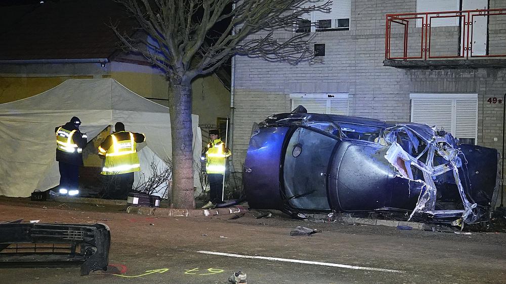 Seven dead after migrant-carrying vehicle flees police check and slams into shop