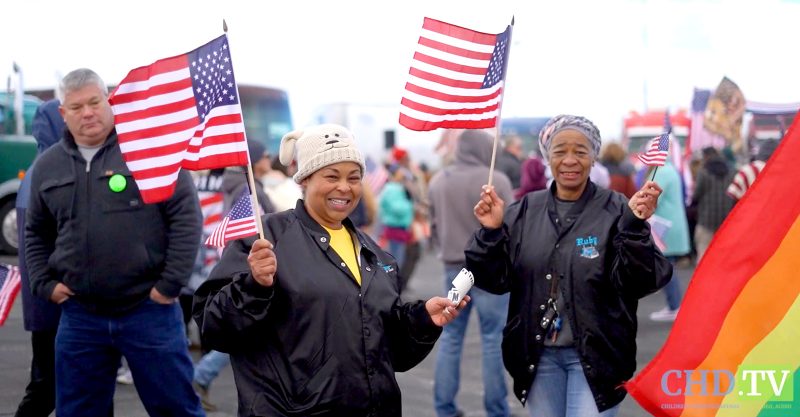 ‘The People’s Convoy’ Kicks Off at California Rally, Truckers Begin Trek to D.C.