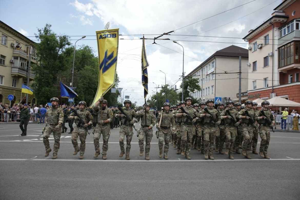 How Ukraine’s Jewish president Zelensky made peace with neo-Nazi paramilitaries on front lines of wa...