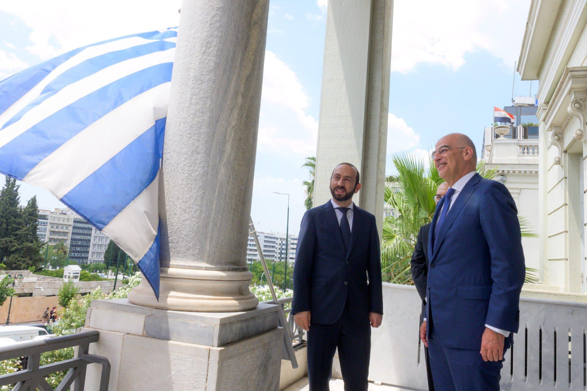 Armenian Foreign Minister Ararat Mirzoyan and Greek Foreign Minister Nikos Dendias on June 27, 2022.