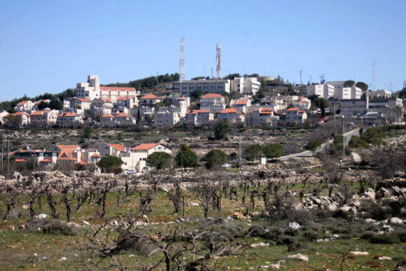 Israeli settlement near the Palestinian village of Al Maasarah, just south of the West Bank town of Bethlehem on February 19, 2011. (Photo: Najeh Hashlamoun/APA Images)