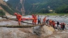 China's Chengdu Enforces Strict Lockdown Despite Earthquake That Killed Dozens