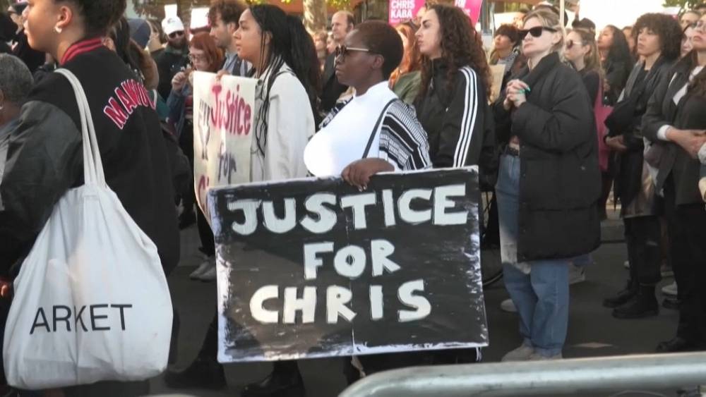 Protests in London over police shooting of unarmed black man Chris Kaba